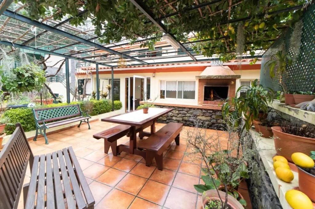 Kleines Hotel Madeira Nonnen Tal