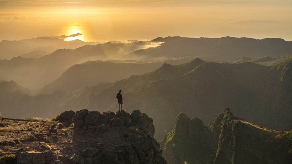 Pico do Arieero Madeira aussichtpunkt stairway to heaven hike