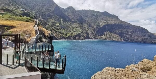 Miradouro Guindaste Cabo Girao alternative